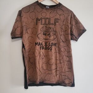 Hand Bleached Milf Man I Love Frogs T Shirt